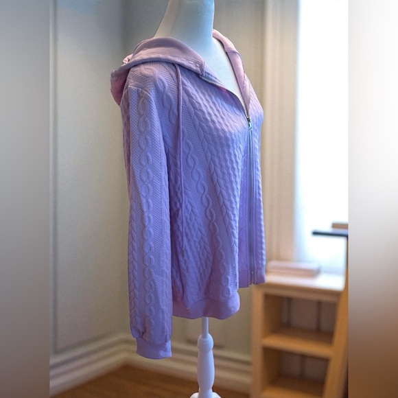 NWOT Women’s Sz Large Violet/Lavender Hoodie Long Sleeves Zip Pockets Textured - Picture 9 of 15